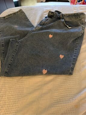 SHEIN Dark Wash High-Rise Jeans with Pink Heart Embroidery 3X fits like a 2X